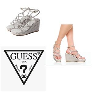 NIB $99 GUESS Women's 8 light grey  Wedge Sandals platform shoes NATESHA